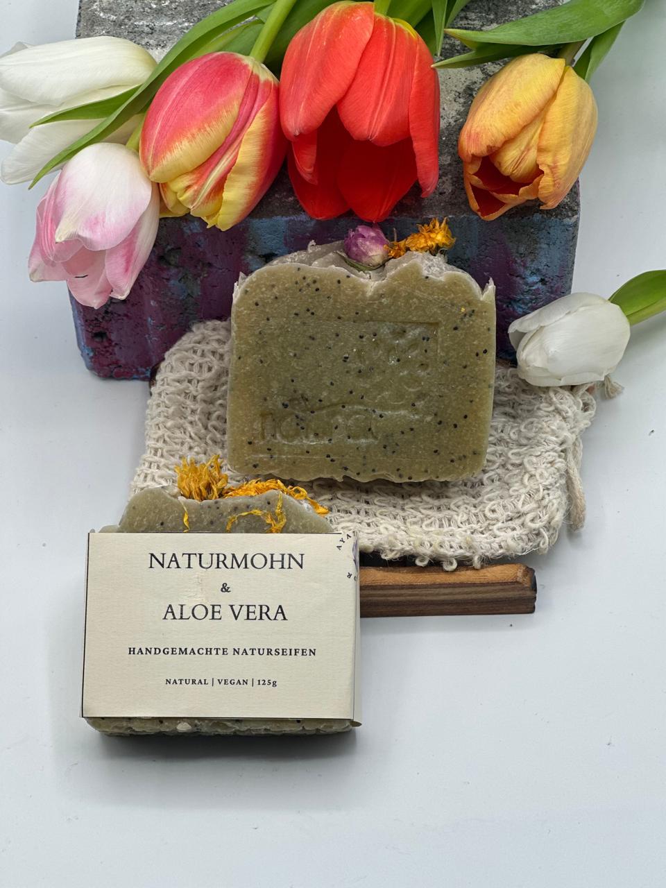 Poppy Seeds & Aloe Vera – Gentle Exfoliation – All Skin Types