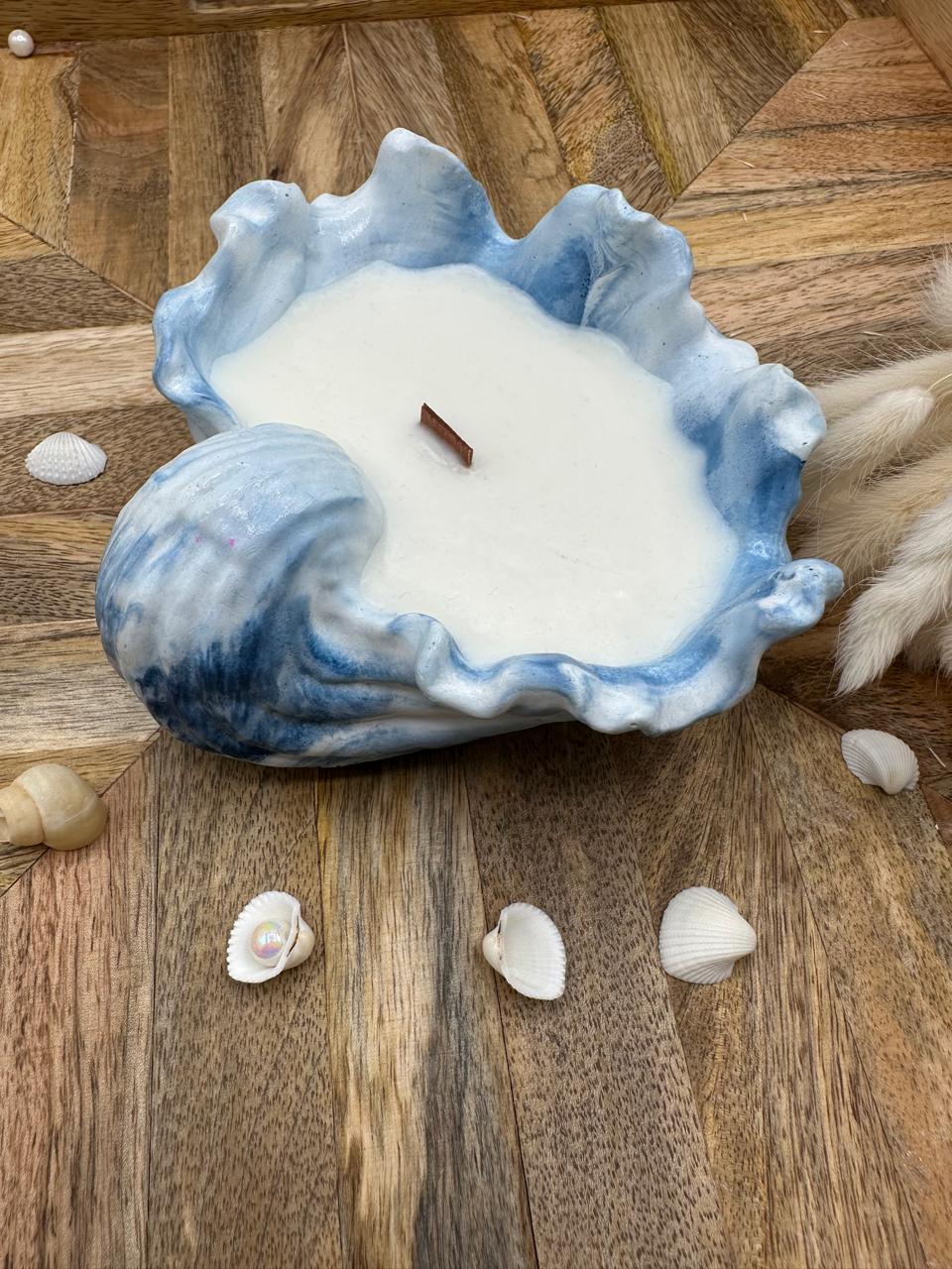 Seashell Candle